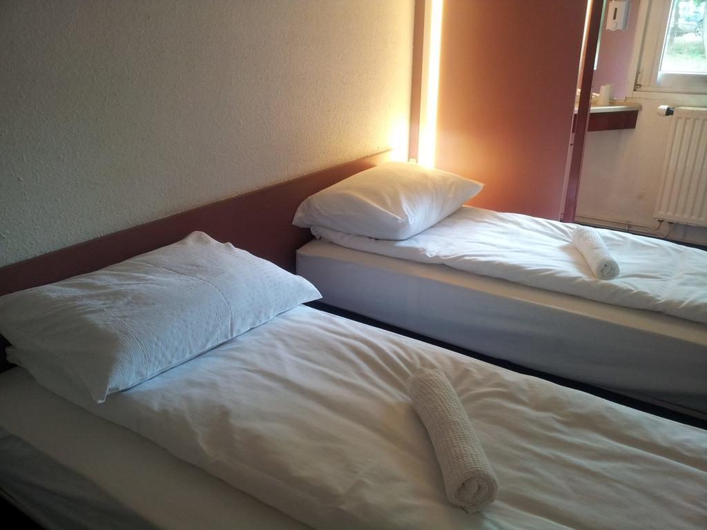 Drive Inn Hotel Törökbálint 외부 사진